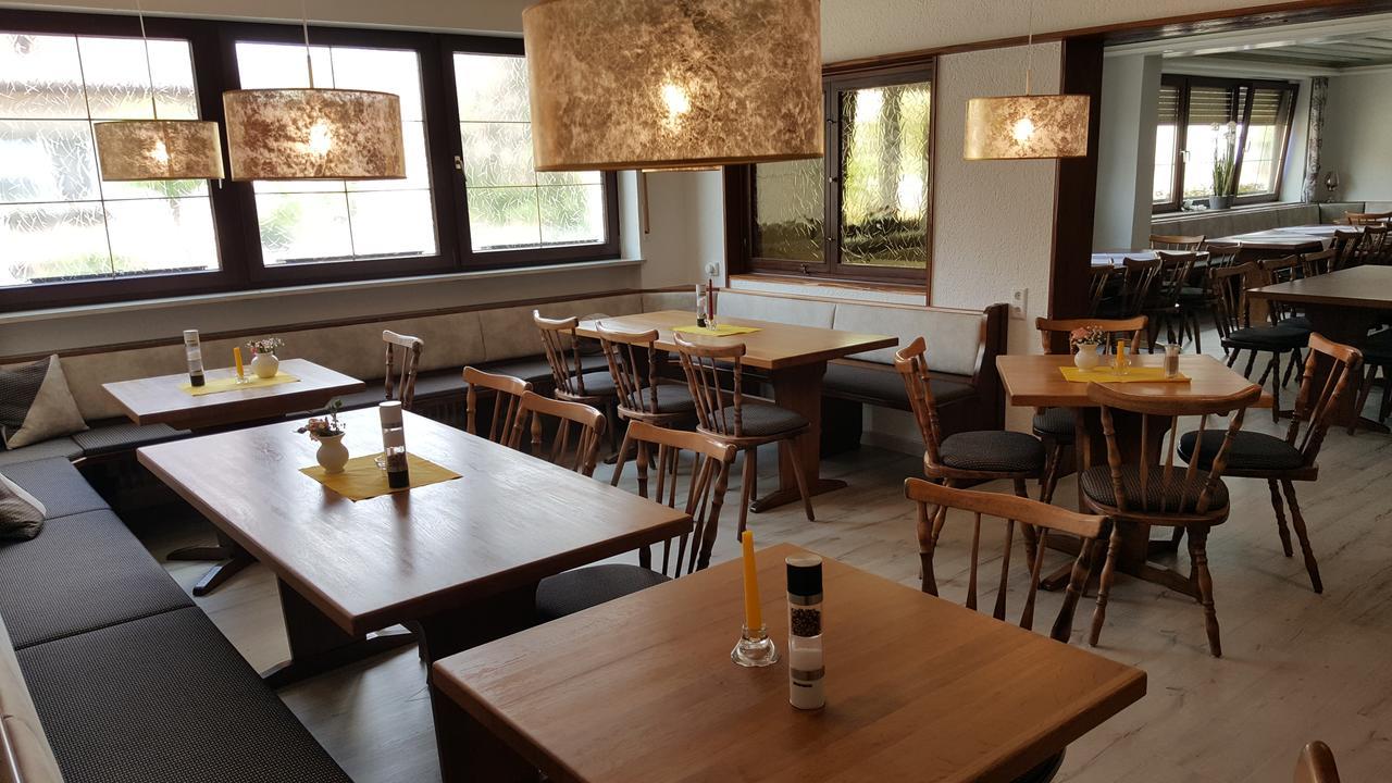 Landgasthaus Zollerstuben Bermatingen Buitenkant foto